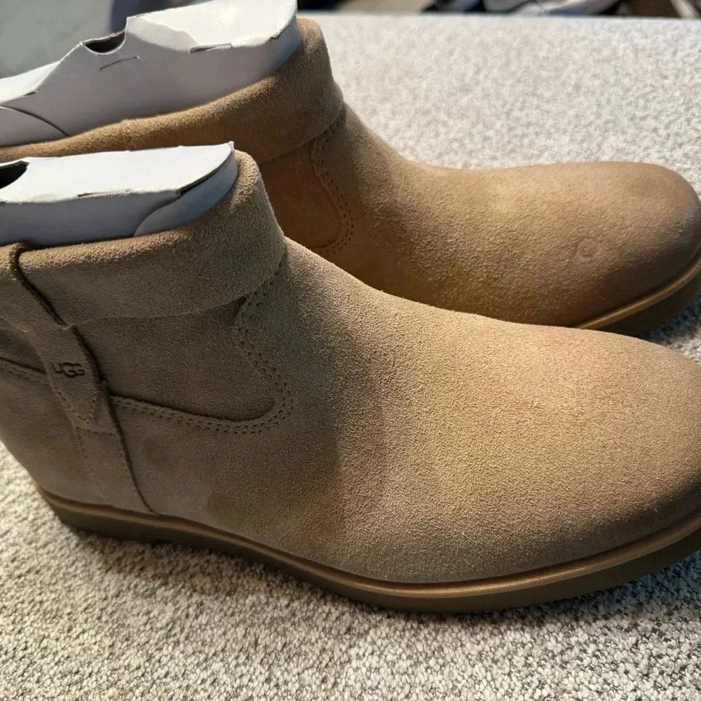 UGG Women’s Josephene Suede Upper Medial Zipper NWT No Box Size 10 - Picture 11 of 13